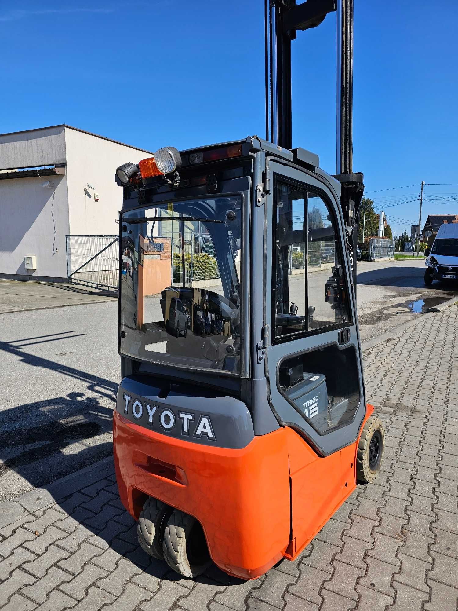 Wózek widłowy elektryczny TOYOTA 8FBE15T kabina Triplex 4,7m rok 2019