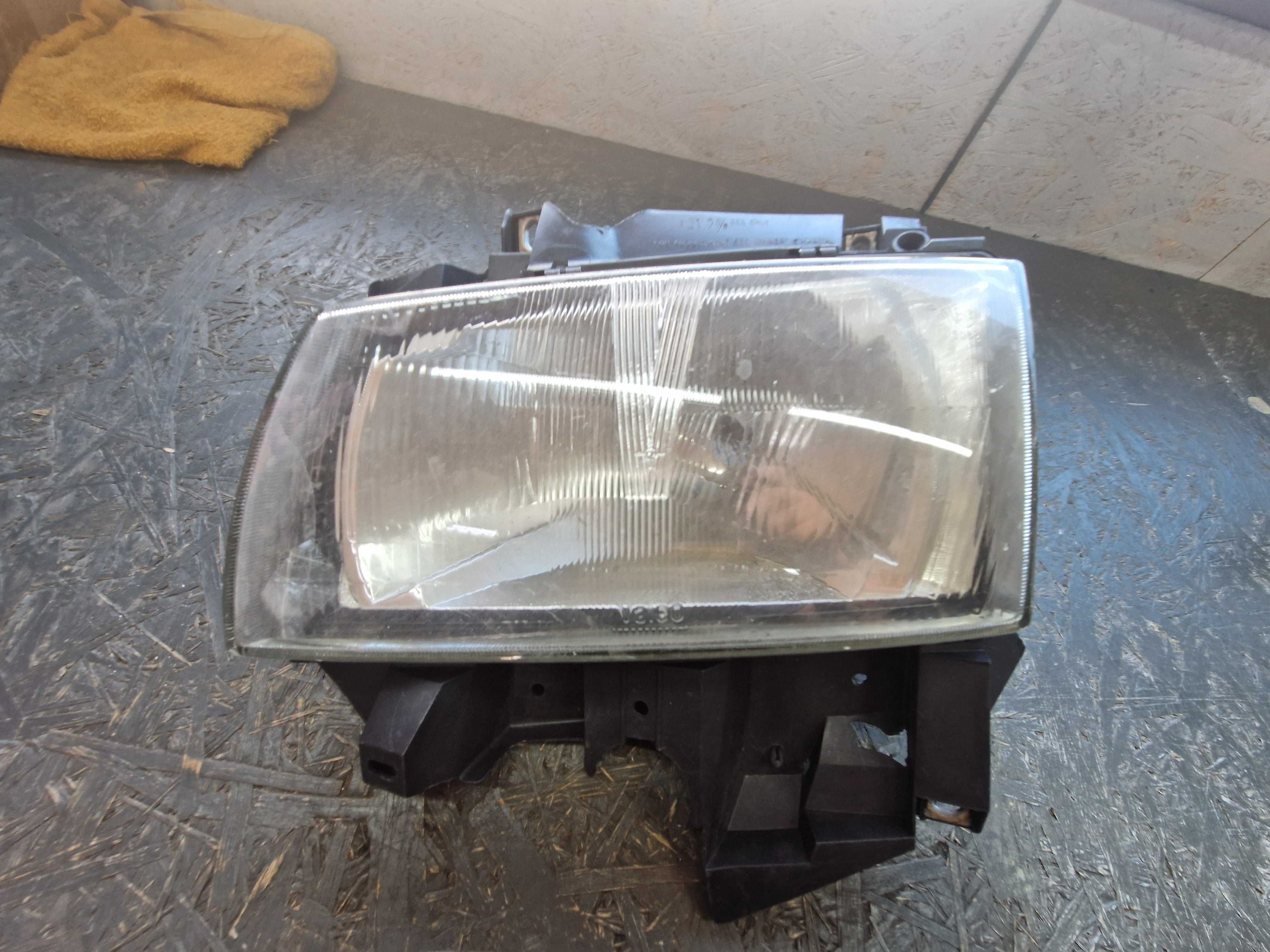 Lampa Lewy Przód VW TRANSPORTER T4 fl 7D1.941.009.J
