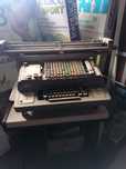 Maquina de escrever antiga