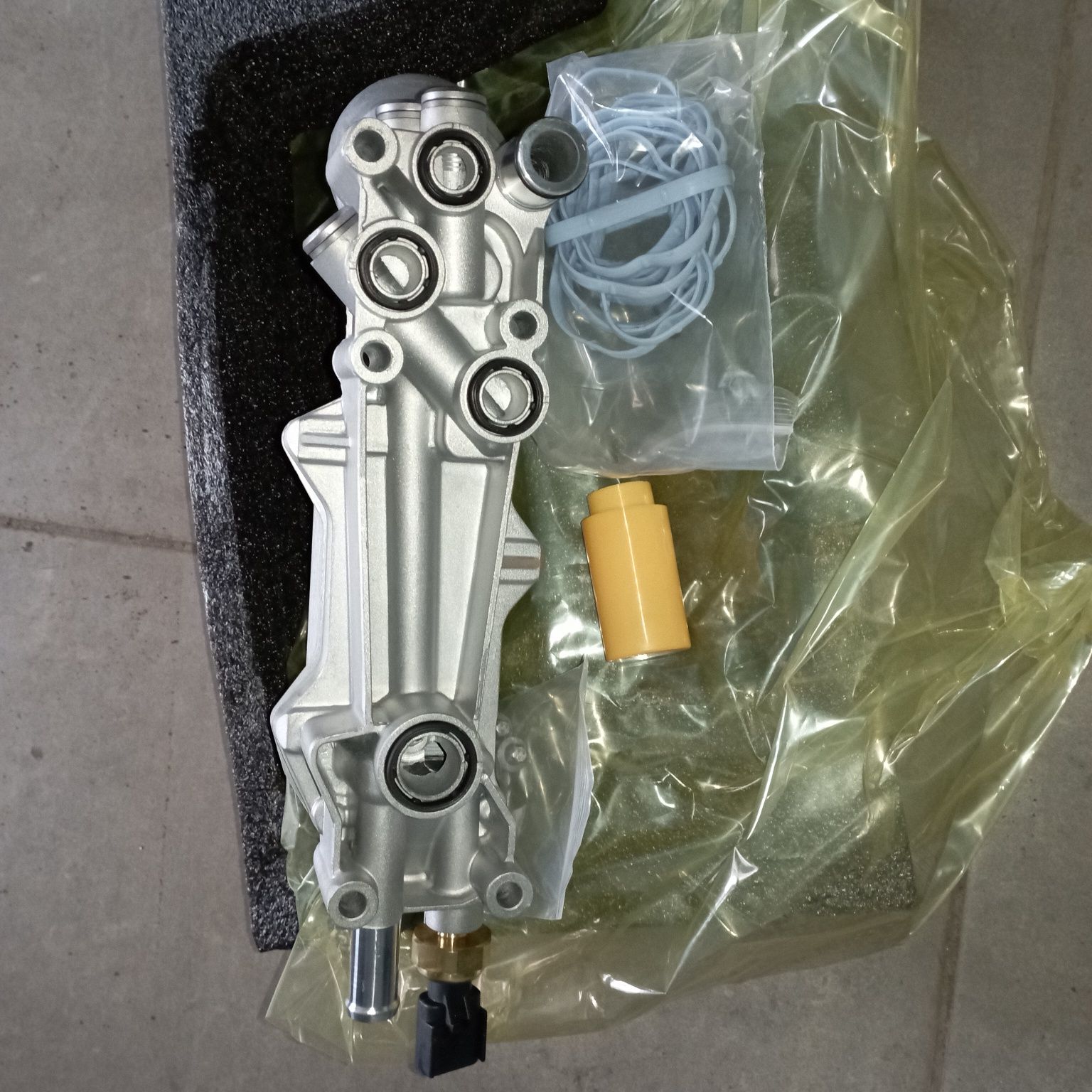 Теплообмінник 3.6L Dodge Jeep Chrysler Ram