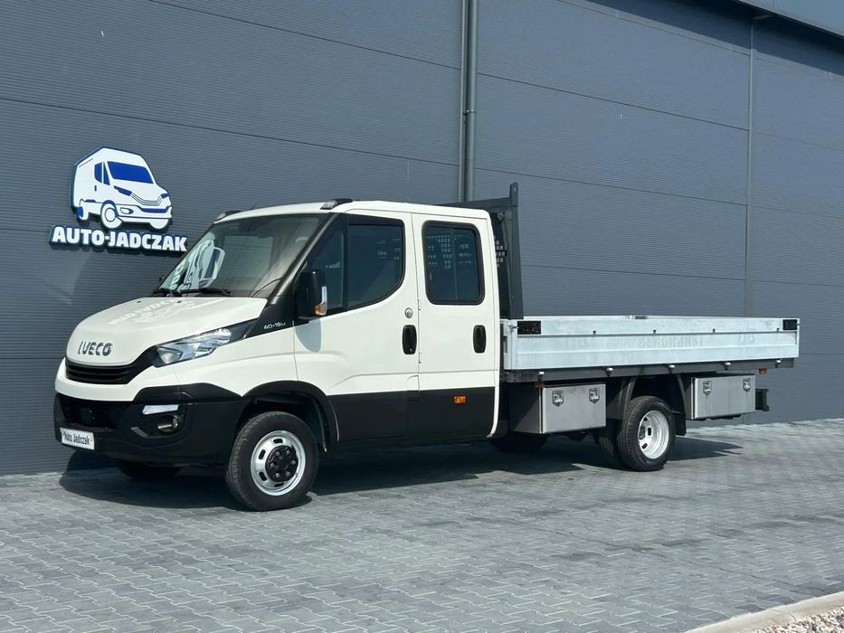 Iveco Daily 40C18 35C18 3.0 HPI DOKA Skrzynia Brygadówka **Długa paka 410cm**KLIMA**BLIŹNIAKI**Sprowadzony**  DMC 3,5t. Prawo jazdy kat. B **NA BLIŹNIAKACH**