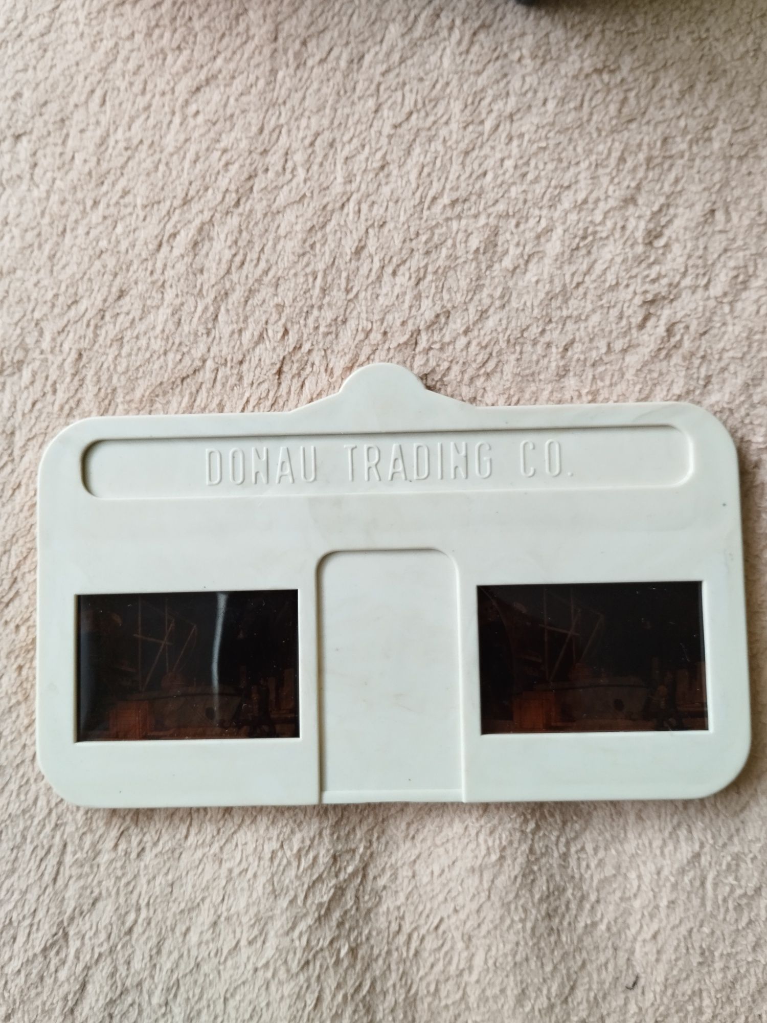 Przeglądarka stereo DONAU TRADING CO. 3D +2 komplety slajdów
