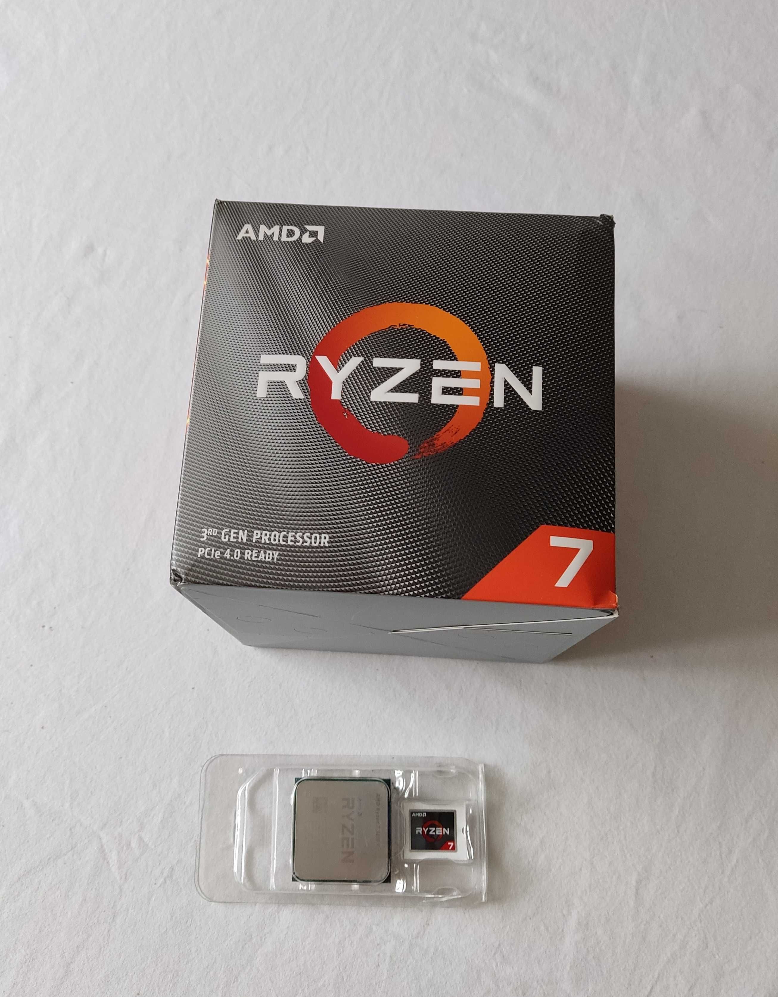 Procesor AMD Ryzen 7 3800X + Chłodzenie Stockowe RGB