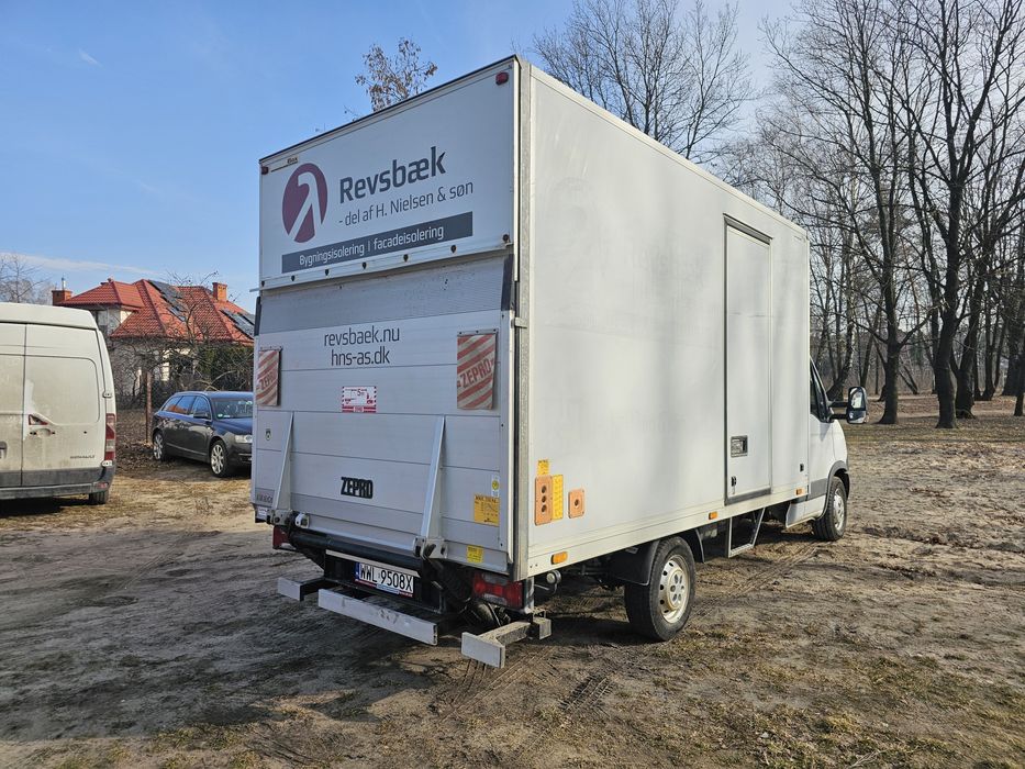 Wynajem autolawety lawety busów samochodu pomoc drogowa