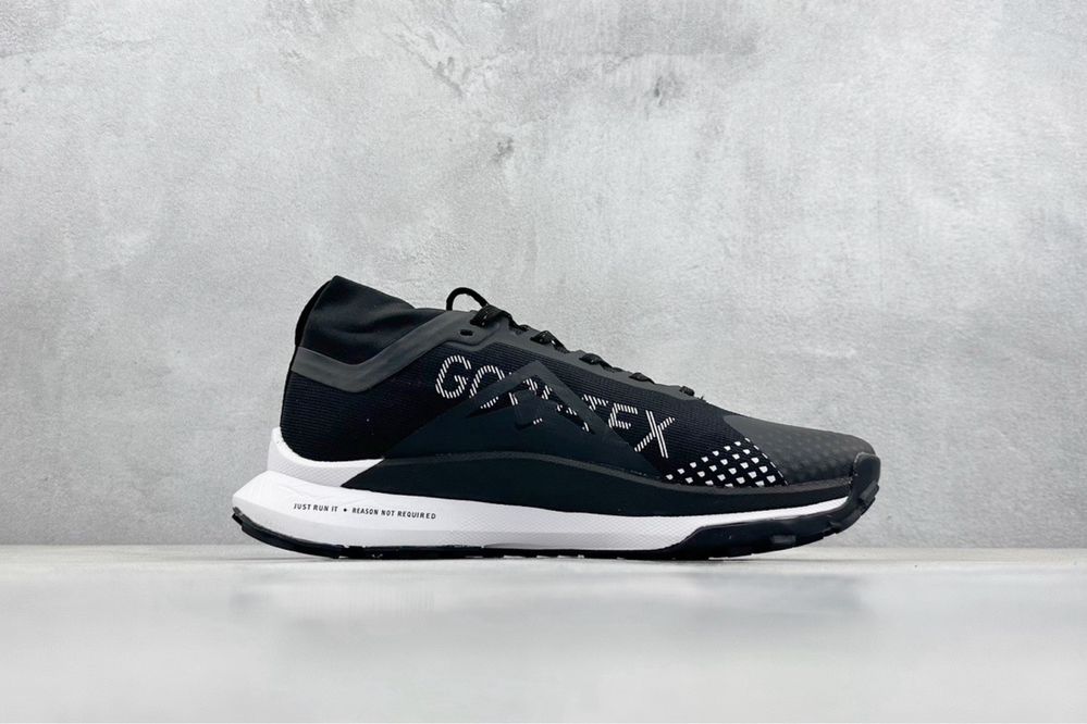 Кросівки Nike React Pegasus Trail 4, розмір 39