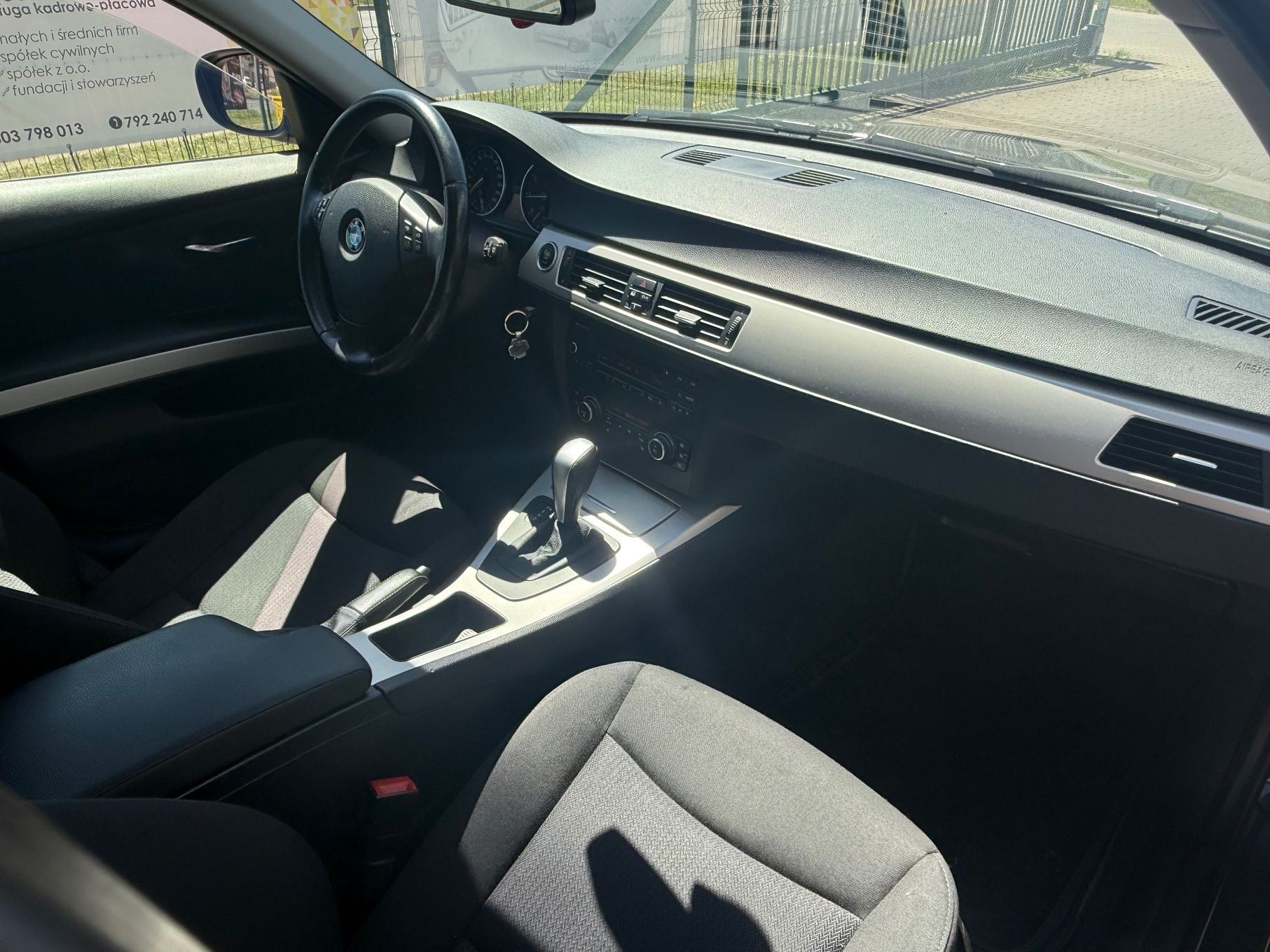 BMW Seria 3 E90 LCI 318i Doinwestowana! Automat, Klima, Xenon, PDC!