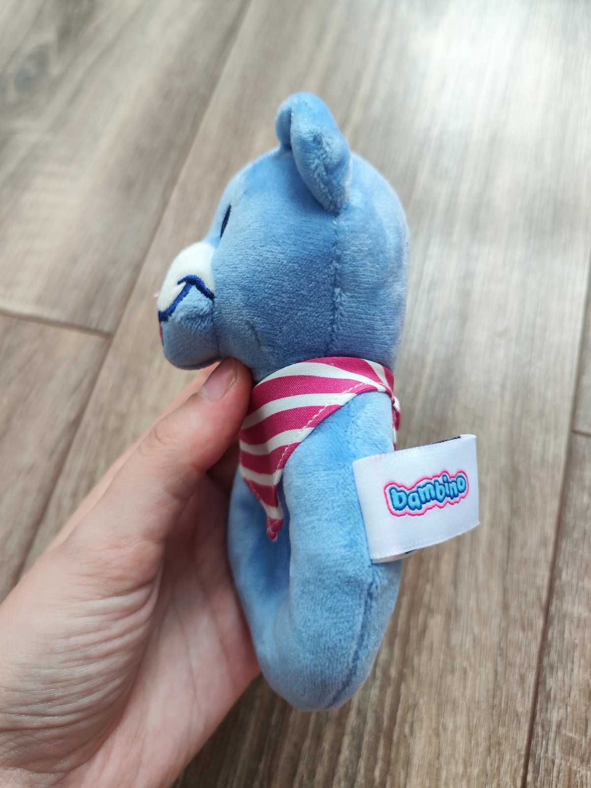 Niebieski miś Bambino grzechotka Nivea zabawka pluszak maskotka