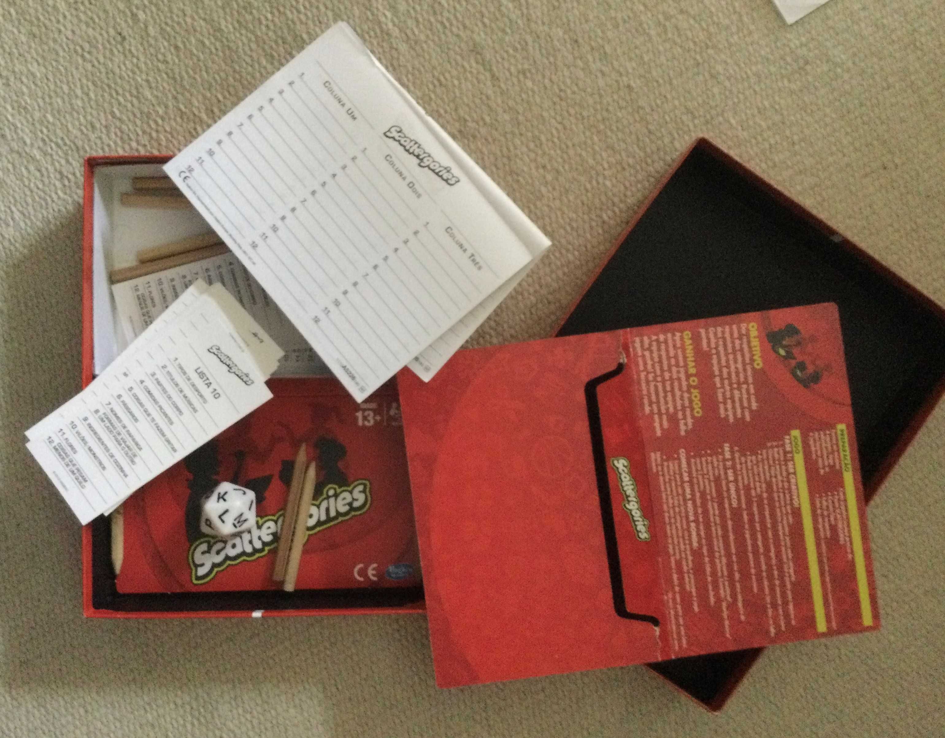 Scattegories jogo  das categorias das palavras - didáctico