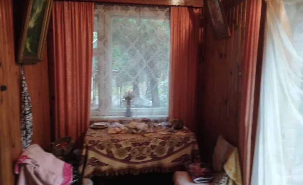 "1/2 частина будинку   з ділянкою і гаражем