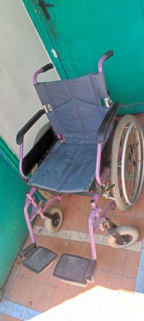 Инвалидная коляска, кресло