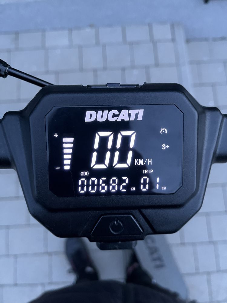 Hulajnoga Ducati pro ll evo