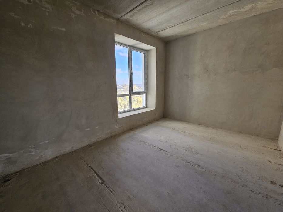 Здана 2кім.квартира в ЖК Містечко Центральне. 8поверх!