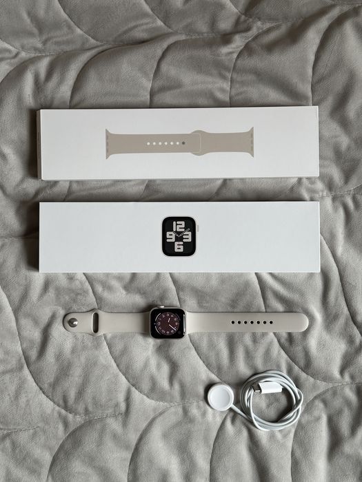 Apple Watch SE (2nd Gen) 40mm, iPhone, iPad, годинник