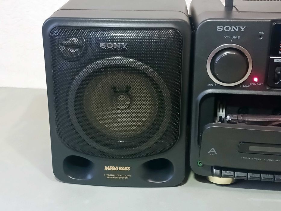 Sony  CFS-715 BoomBox магнитофон 90-х Бумбокс
