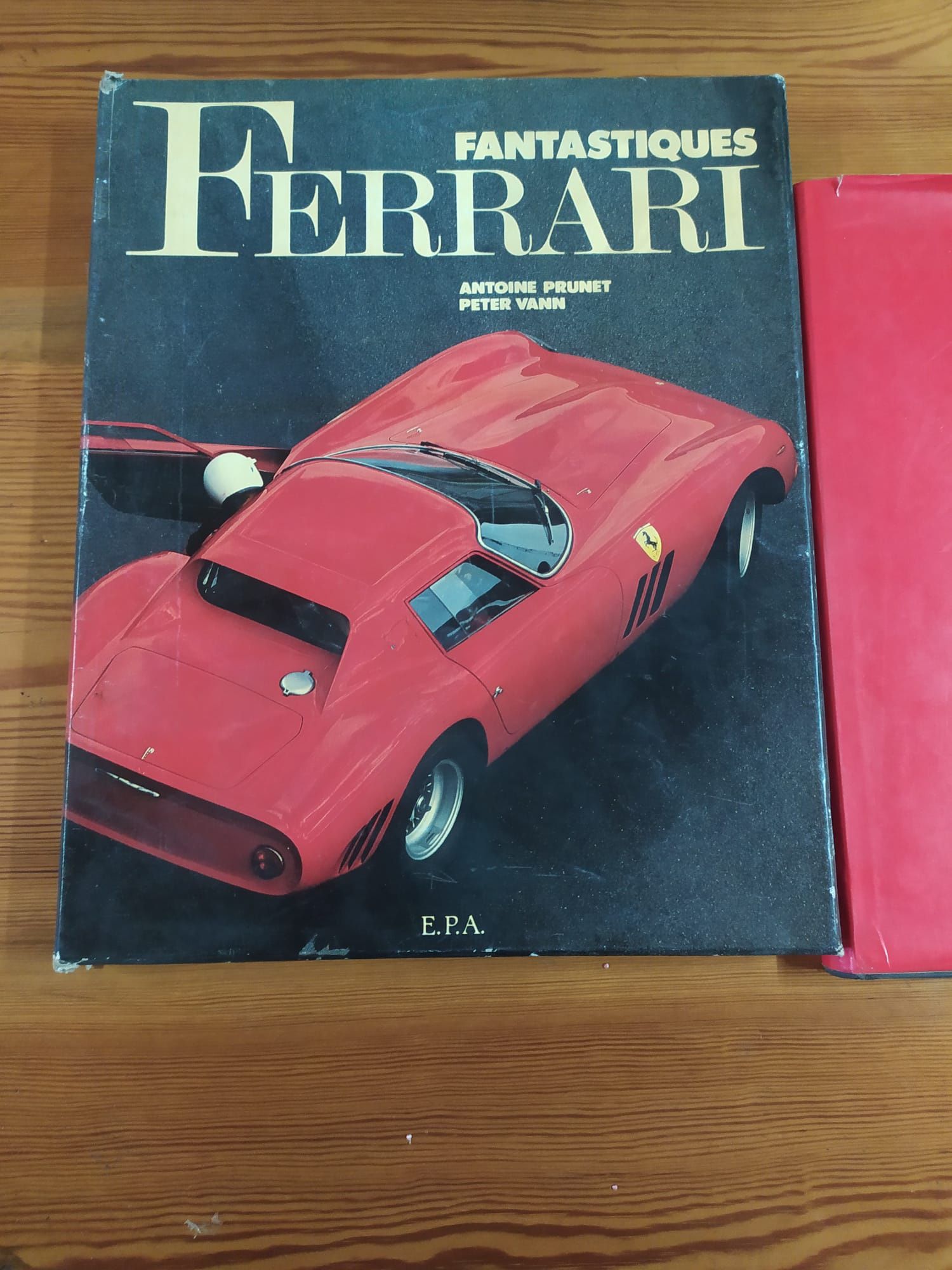 Livro Ferrari três