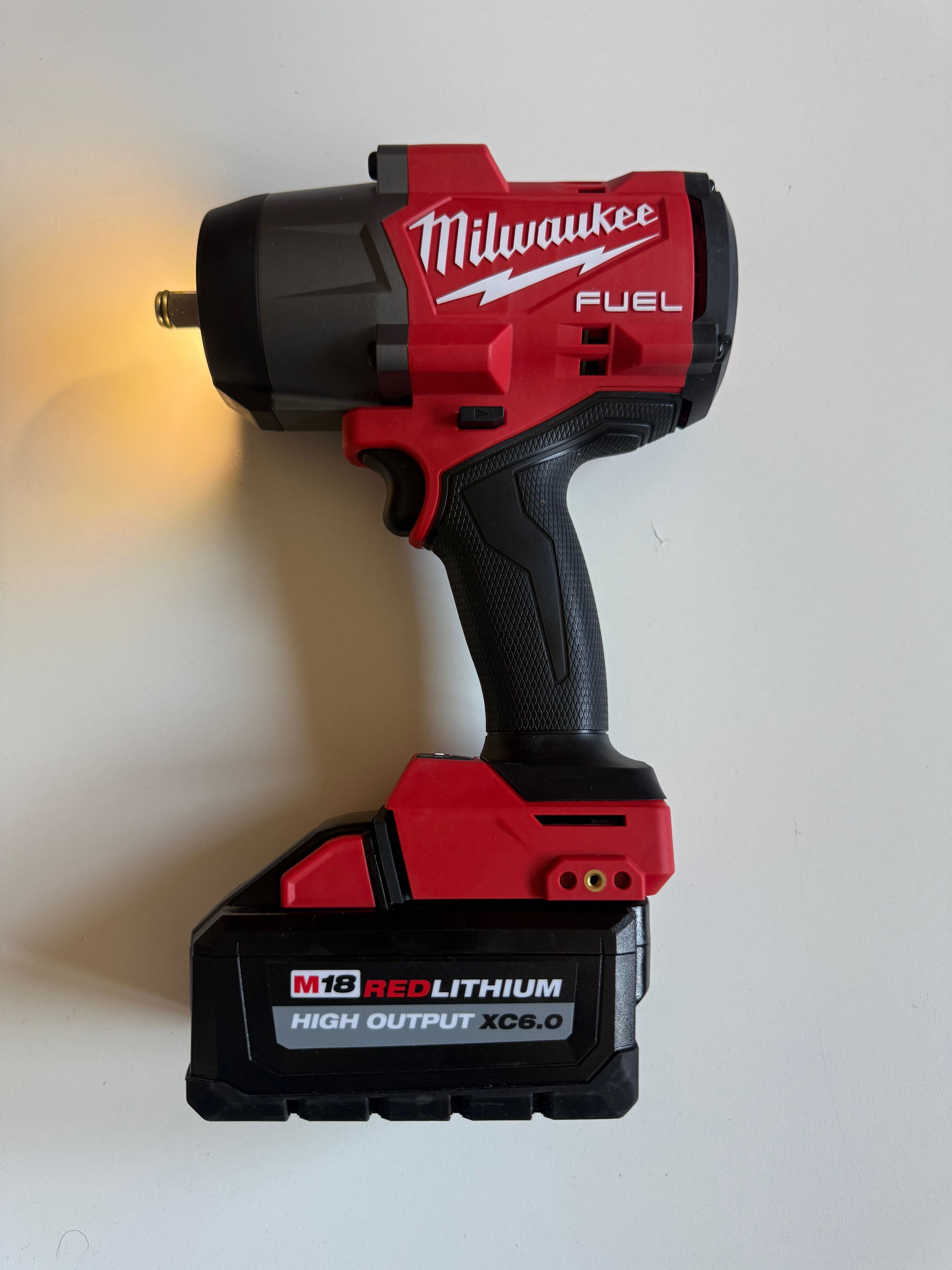 Milwaukee klucz udarowy M18 FHIW2F12 bateria 6.0Ah