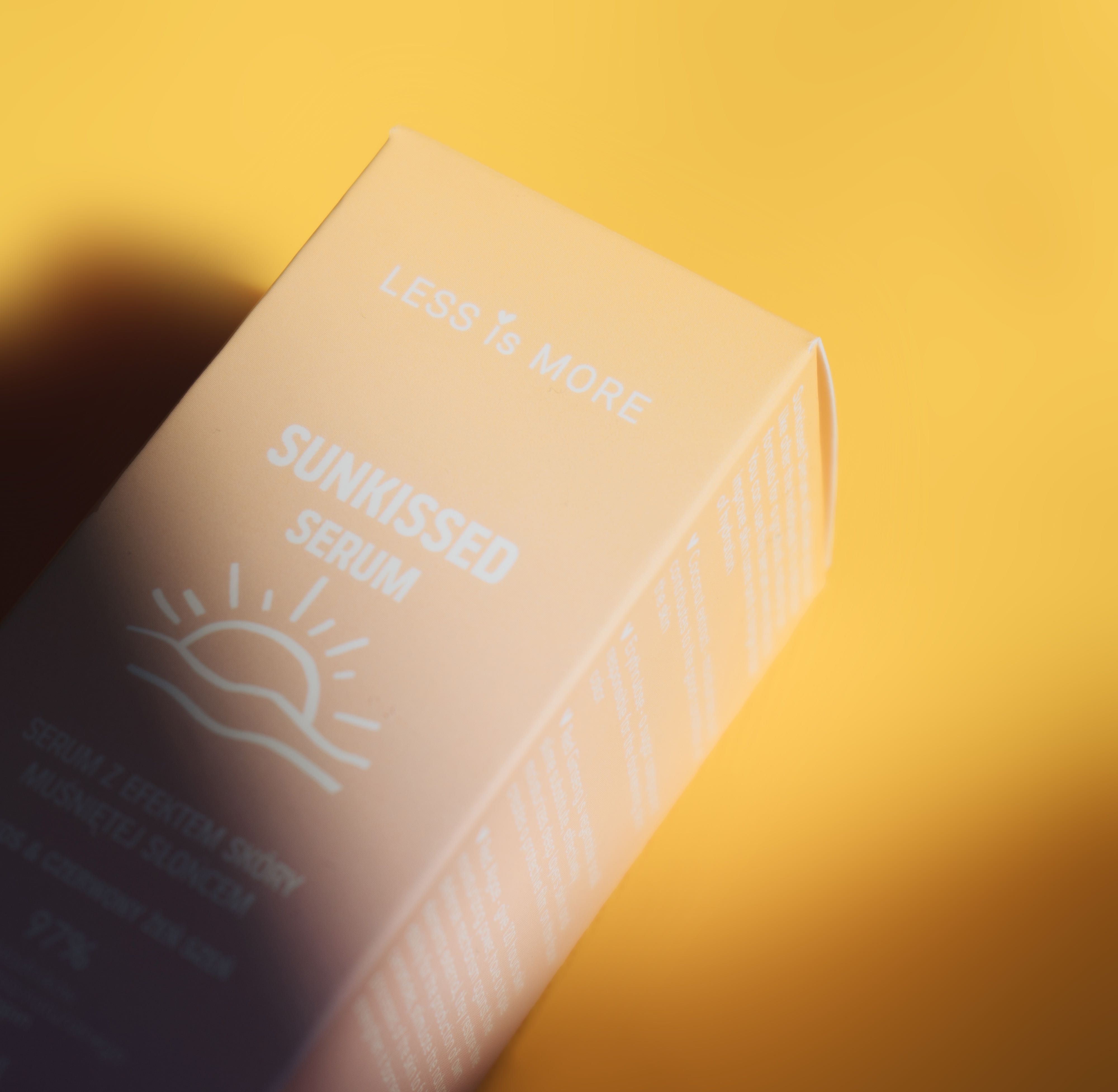 Less is More Sunkissed Serum 60 ml nowe