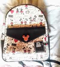 Mochila Love Mickey+Minnie da Primark.