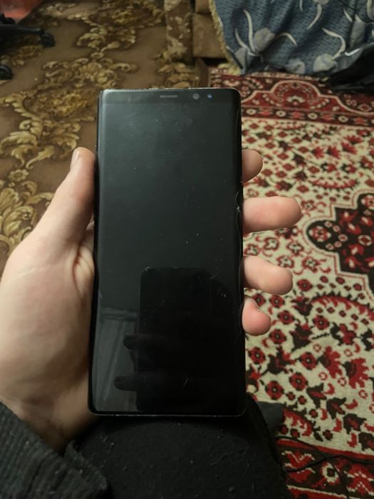 Продам SAMSUNG note 8