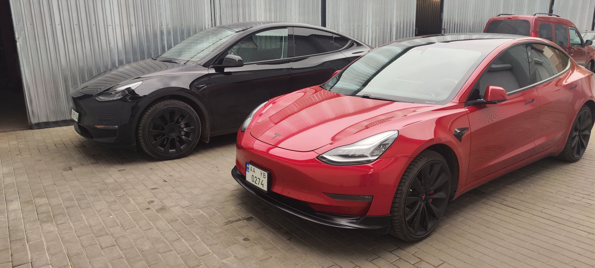 Накладка на передний бампер Tesla M3 Performance