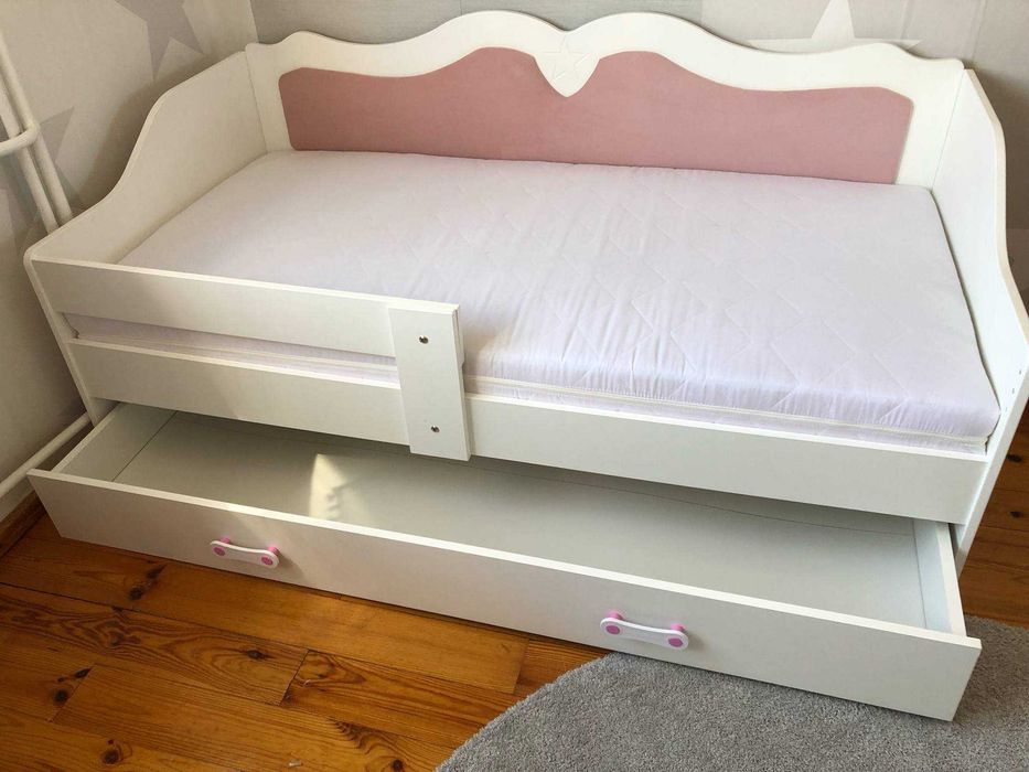 Łóżko tapicerowane 160x80 róż + materac