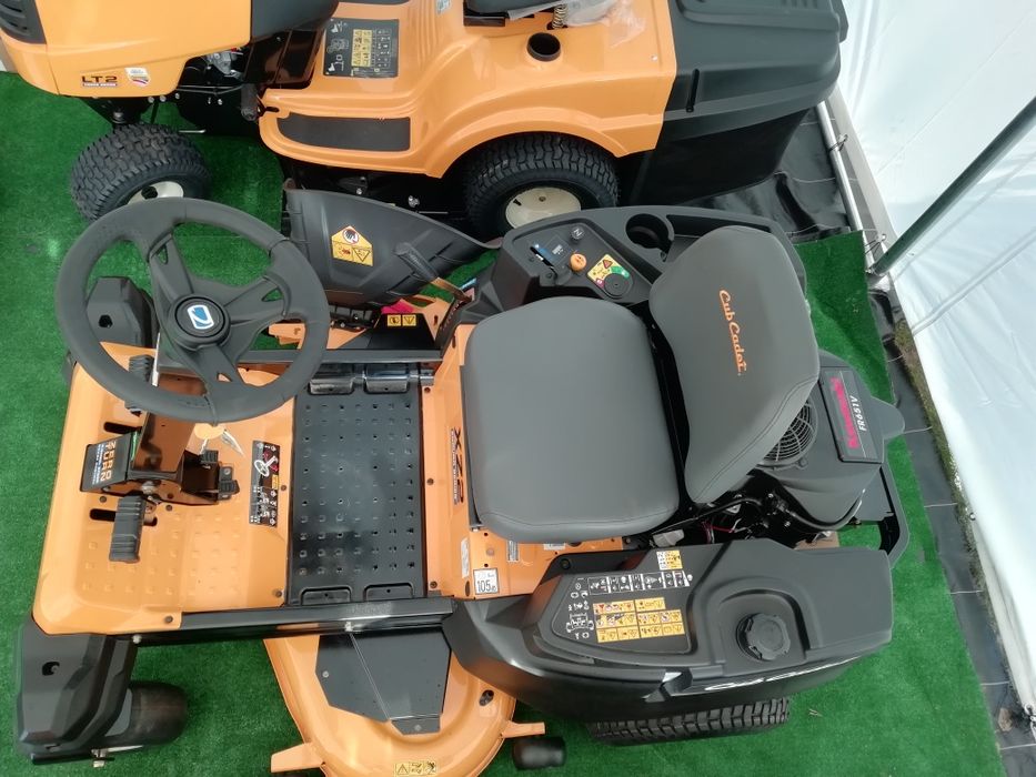 Nowy Traktorek cub cadet Xz2 127 cm garden serwis