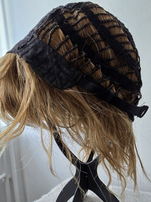 PRomocja Peruka - ciemny blond