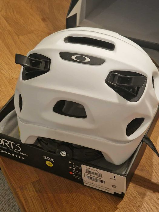 Kask Rowerowy OAKLEY DRT5 Mips
