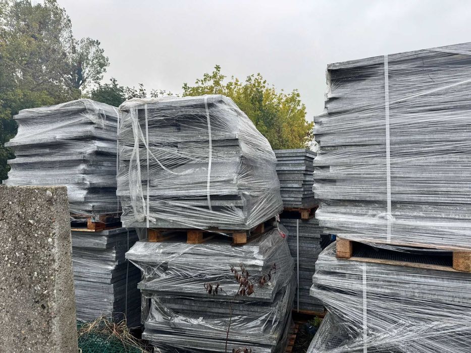 Krata WEMA z rozbiórki regałów magazynowych  Oczka 35x10 wysokość 40mm