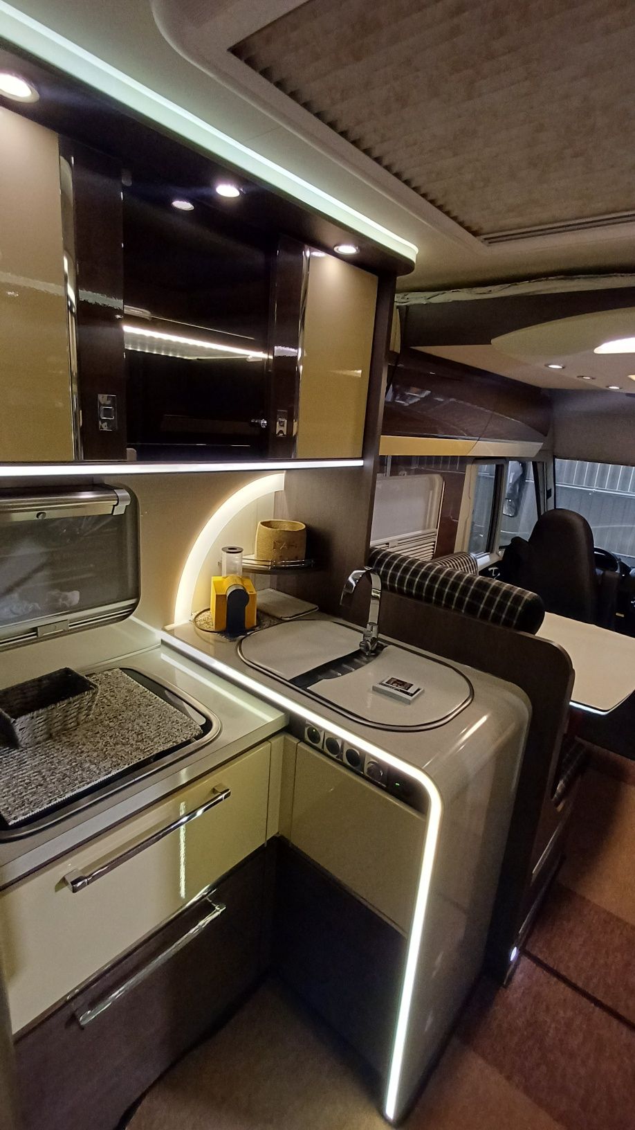 Burstner Grand Panorama I830