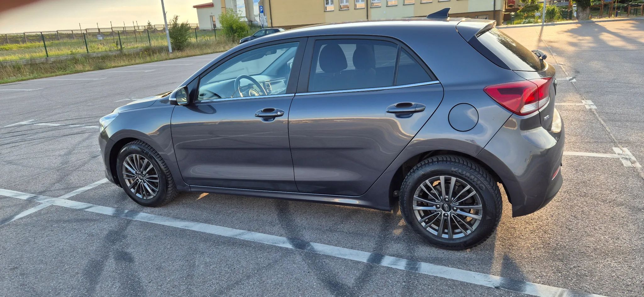 Kia Rio 1,4 automat 100KM KAMERA PARKI 39tyś przebieg
