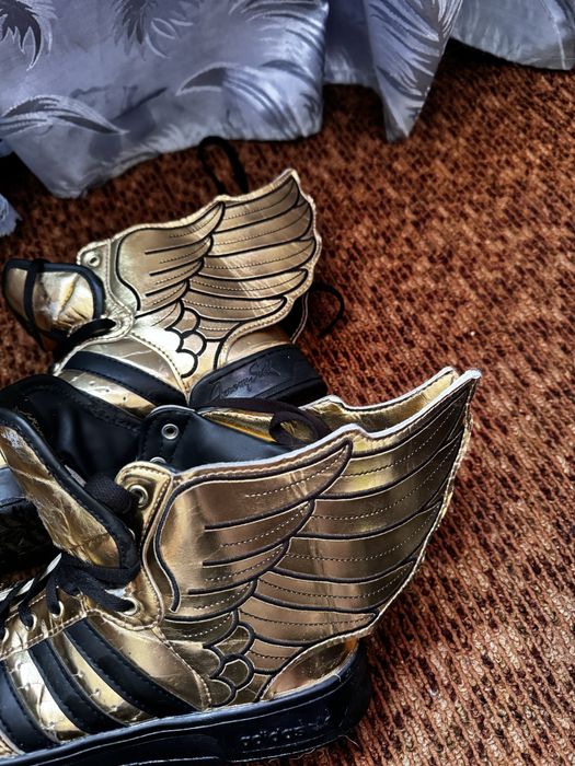 jeremy scott adidas wings