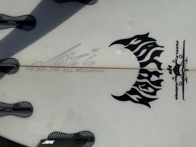 Prancha de surf Lost 5'8 - 32 lts.