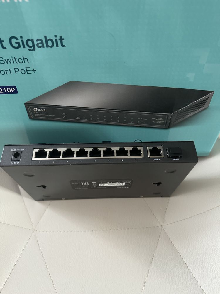 Коммутатор TP-LINK TL-SG1210P