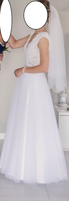 Prześliczna koronkowa suknia ślubna model 2018 r. 32/34