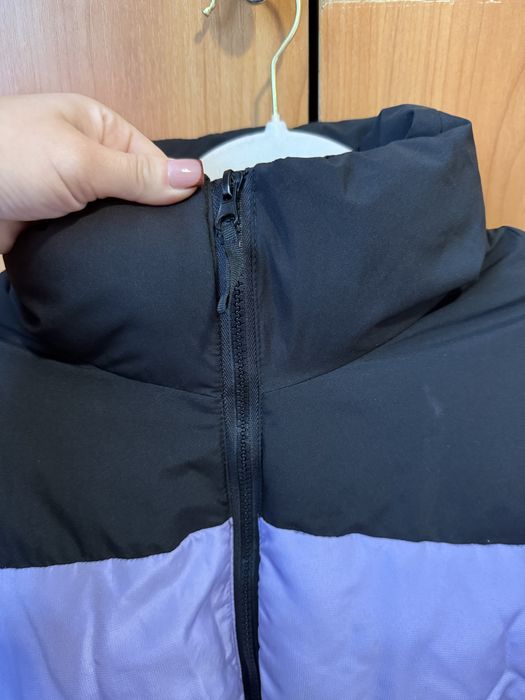 Продам курточку осіню