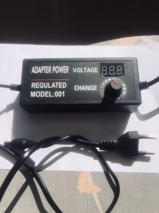 Transformador Universal, 3V-24V, 3A ( Novo )