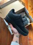 Z pudełkiem na buty.Nike Air Force 1 Low '07 Black eu 42 EU/26.5 CM