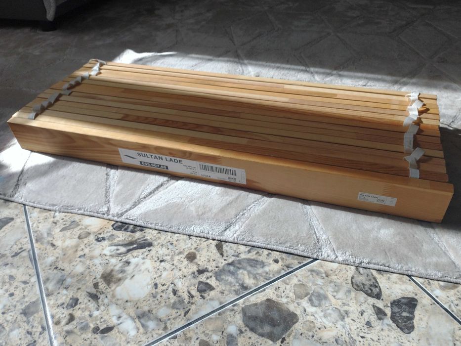 stelaż do łóżka z litego drewna, 80 x 200cm, marki Ikea