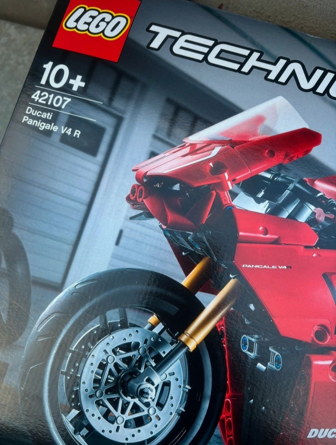 Lego Technic Ducati 42107