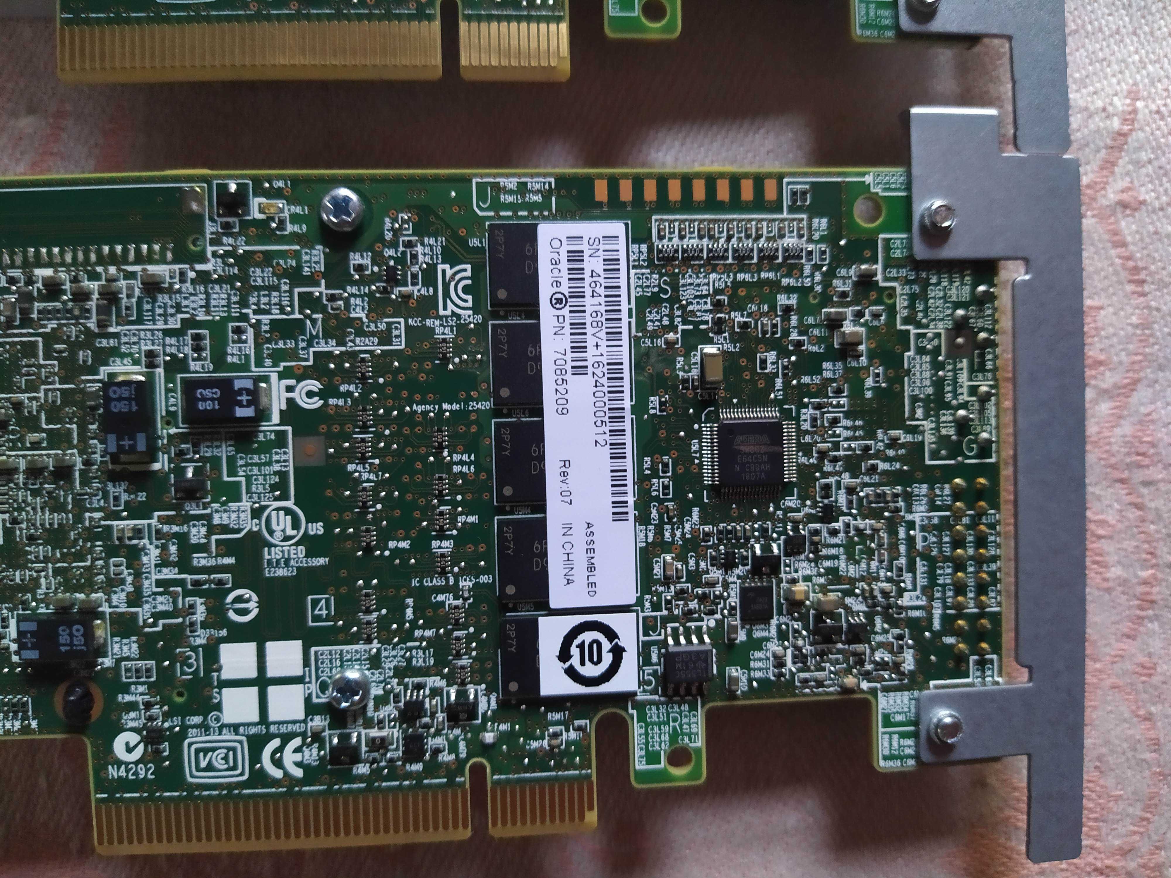 Контролер RAID 12GB LSI MegaRAID SAS 9361-8i 1GB 03-25420-09 Oracle