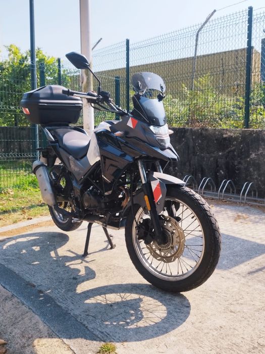 Moto economica, confortável e cuidada!