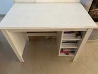 Ikea biurko białe Brusali + krzesło gratis