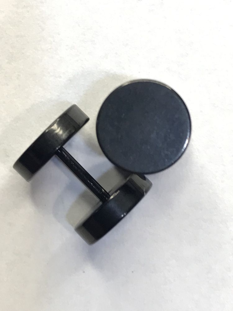 Kolczyki czarne  ze stali nierdzewnej 6x10mm