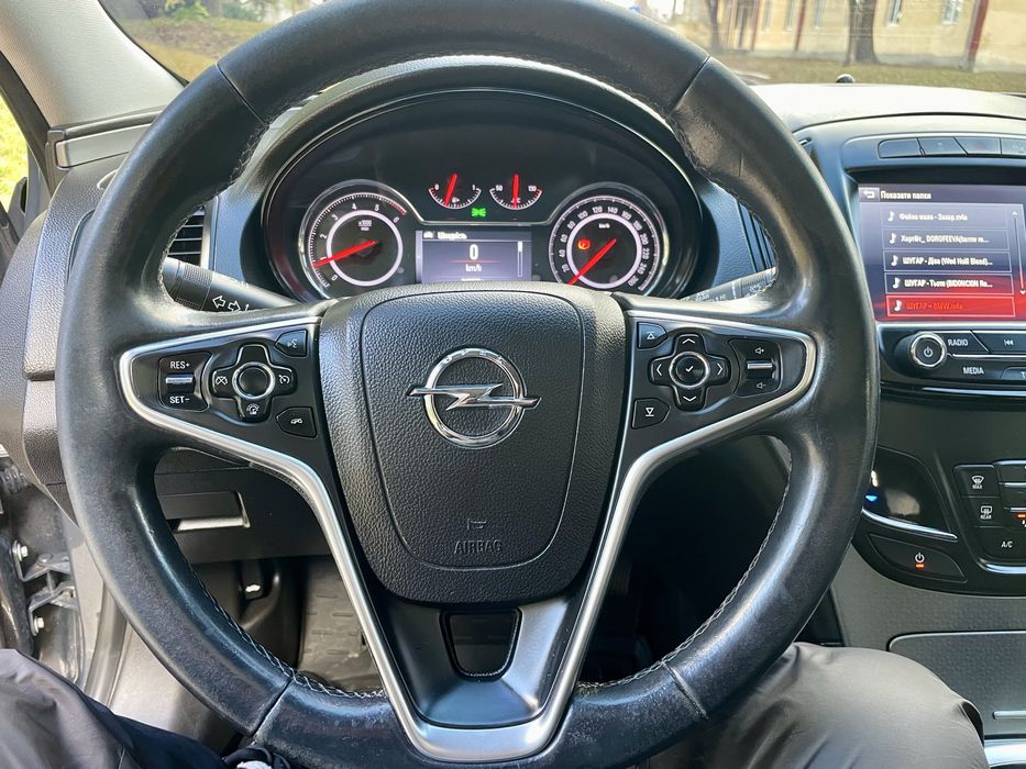 Авто опель інсігнія Opel Insignia 2015