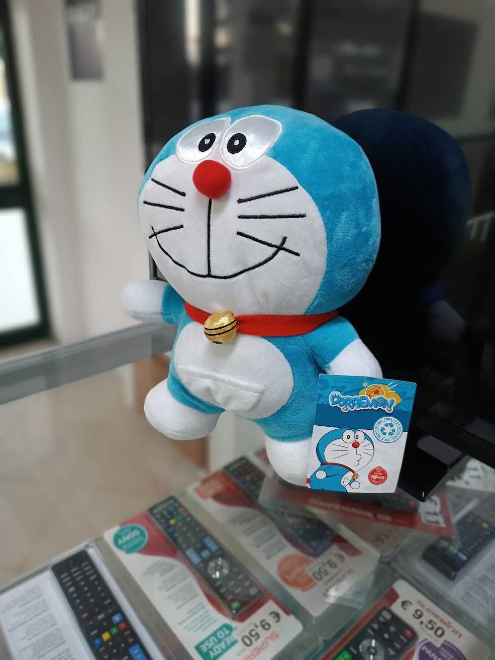 Novidade:Peluche Doraemon Boca Fechada 26cm