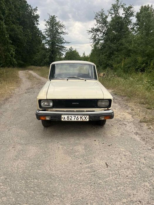 Москвич АЗЛК 2140 Люкс