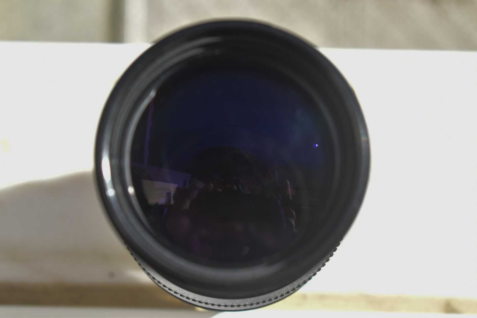 Tamron 70-300mm f/4-5.6 para Nikon (FX/DX) – Ótimo Estado