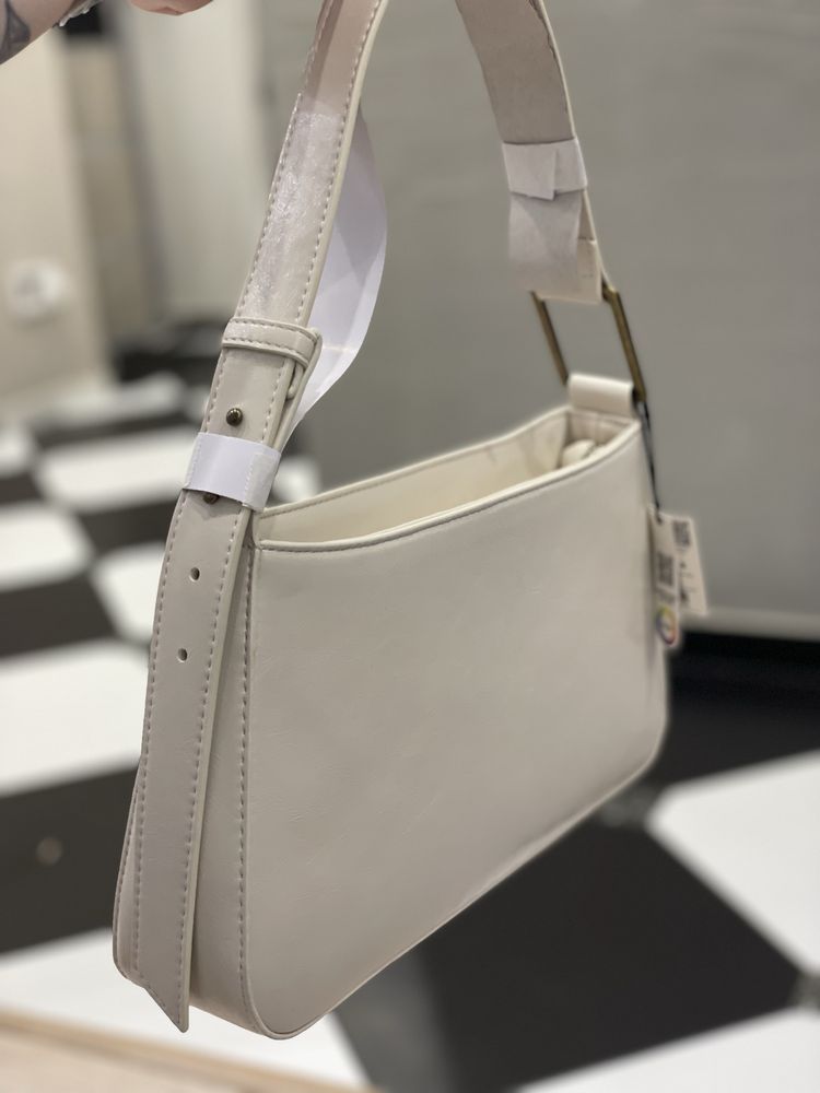 Жіночі сумки, клатчі Asos, River Island