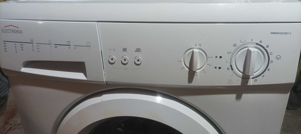 Máquina lavar roupa